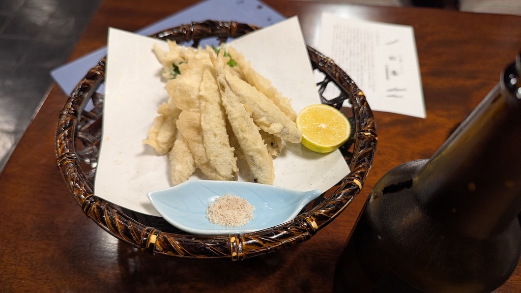 芦ノ湖産ワカサギの天ぷら